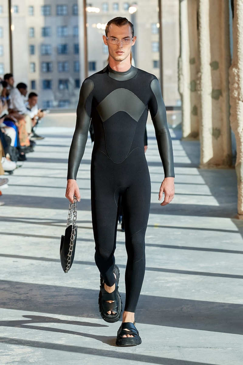 DION LEE 2023 春夏系列大秀正式登場