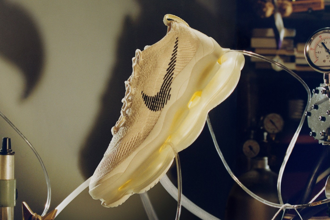 Nike 最新鞋款 Air Max Scorpion 正式登場