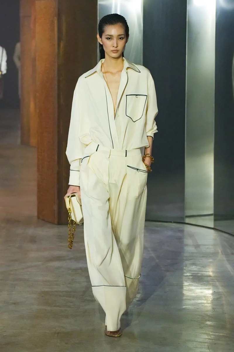Rhude 主理人 Rhuigi Villaseñor 執掌首回 BALLY 2023 春夏系列大秀登場