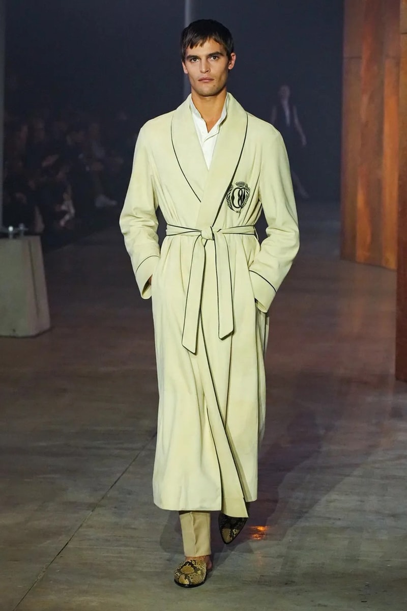 Rhude 主理人 Rhuigi Villaseñor 執掌首回 BALLY 2023 春夏系列大秀登場