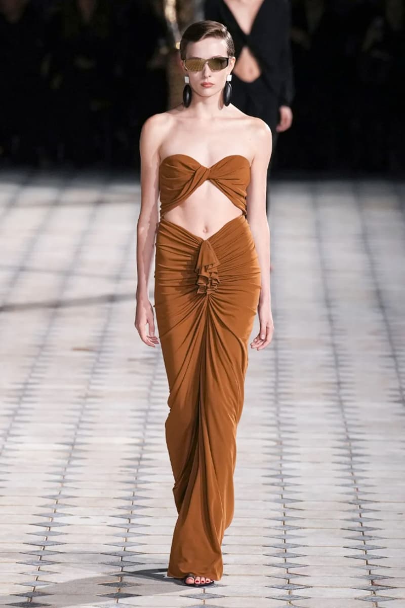 Saint Laurent 正式發表 2023 春夏女裝系列大秀