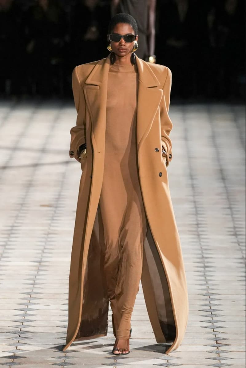 Saint Laurent 正式發表 2023 春夏女裝系列大秀
