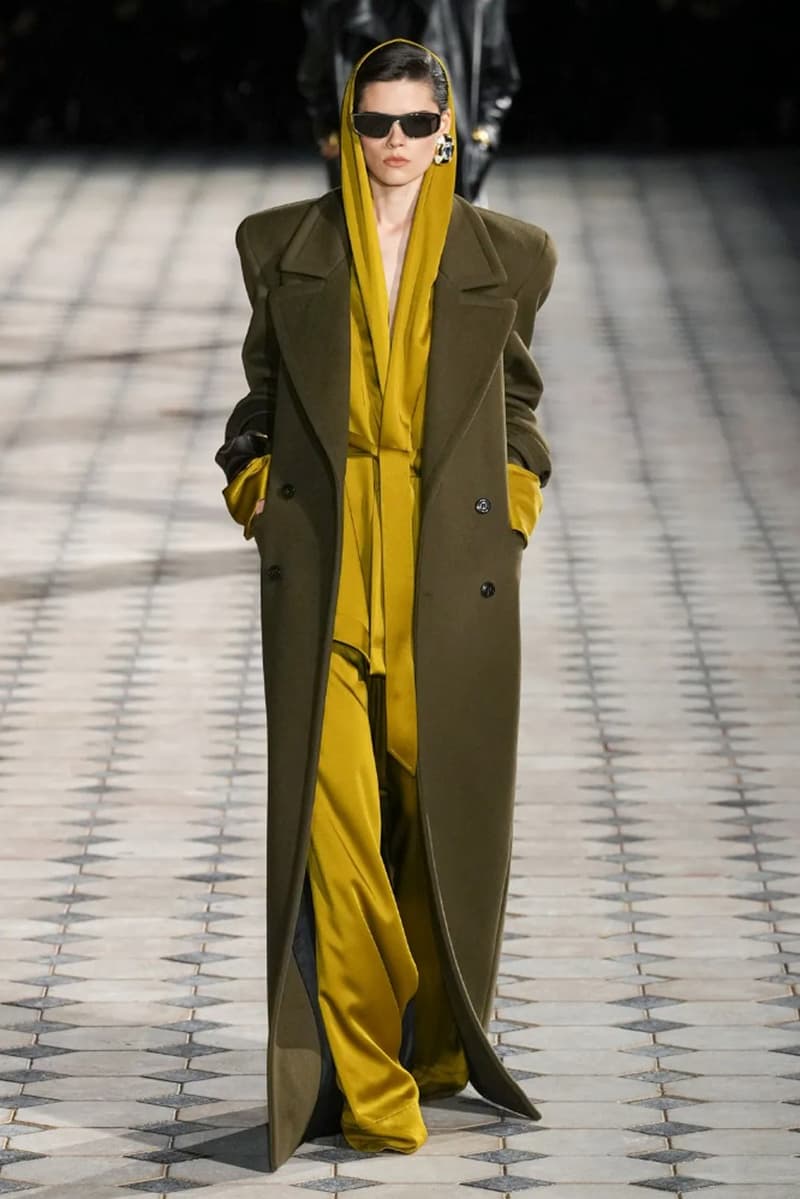 Saint Laurent 正式發表 2023 春夏女裝系列大秀