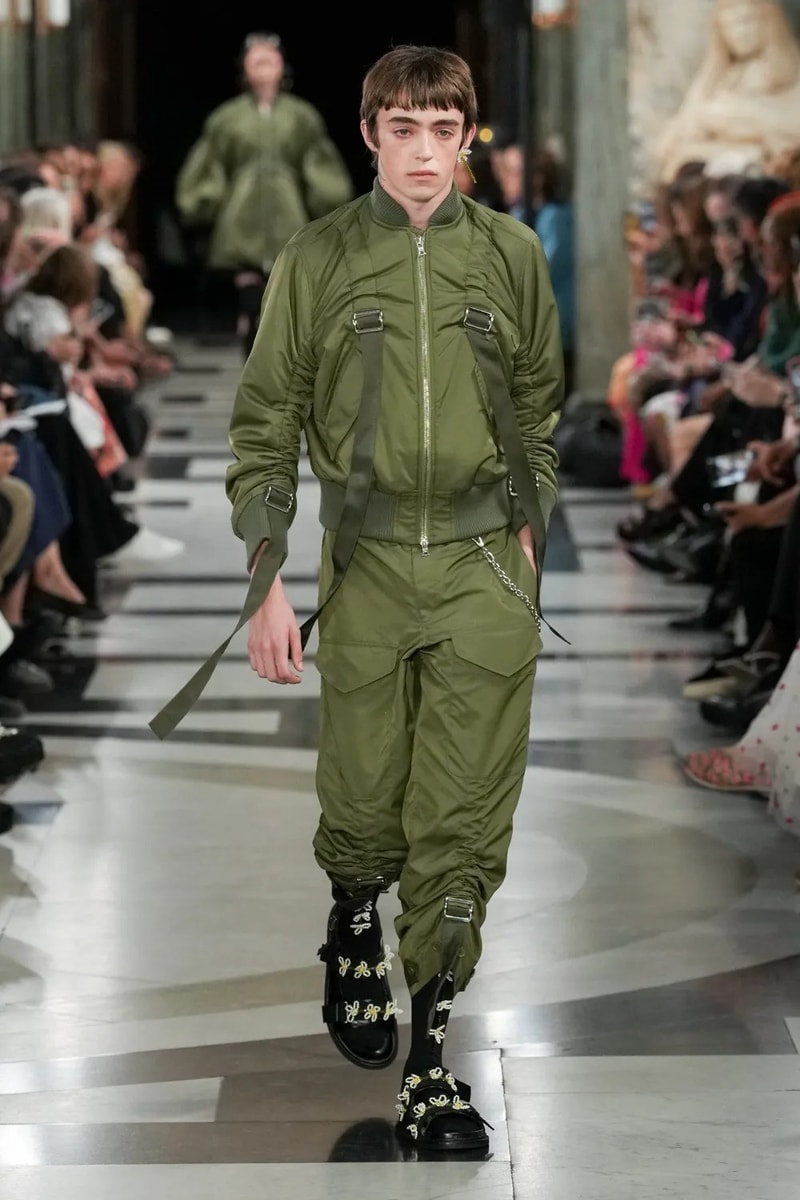 Simone Rocha 正式發佈 2023 春夏系列大秀