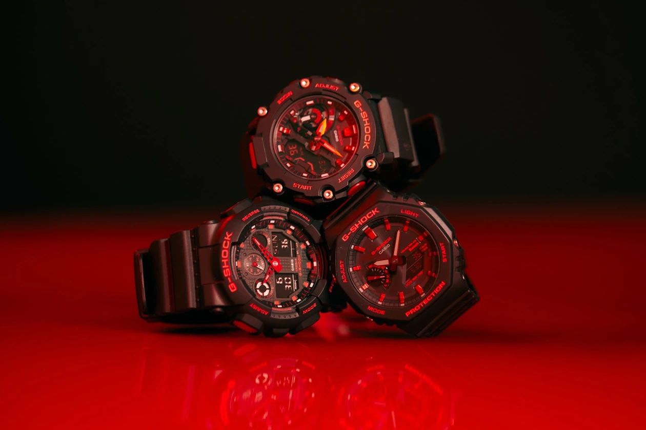 主打火紅配色及工業風外型，G-SHOCK 推出全新 Ignite Red 系列