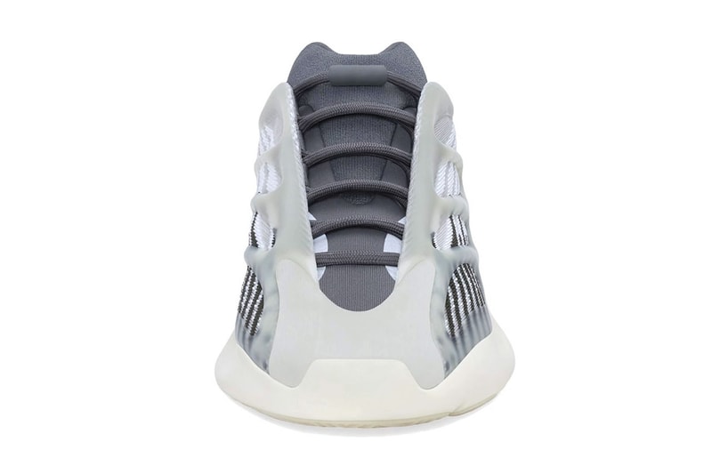 adidas YEEZY 700 V3 最新配色「Fade Salt」官方圖輯、發售情報正式公開