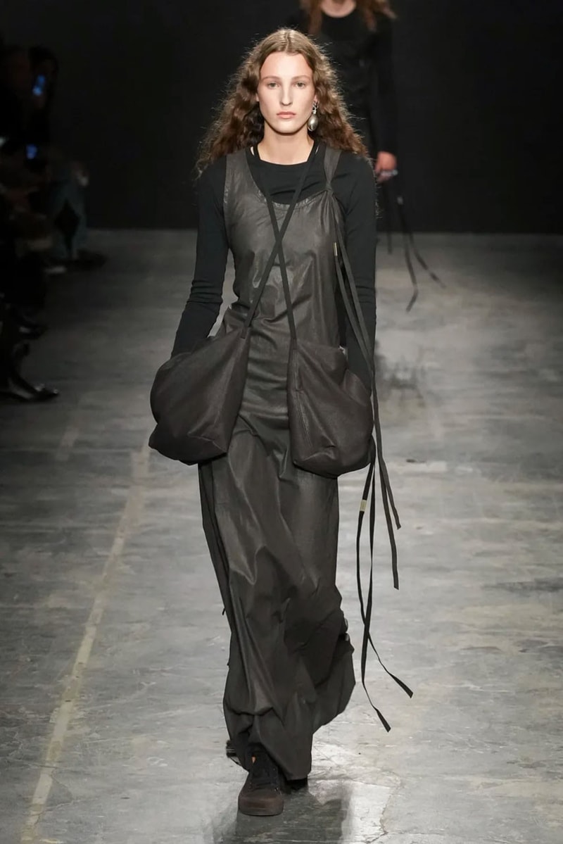 Ann Demeulemeester 正式發佈 2023 春夏系列大秀