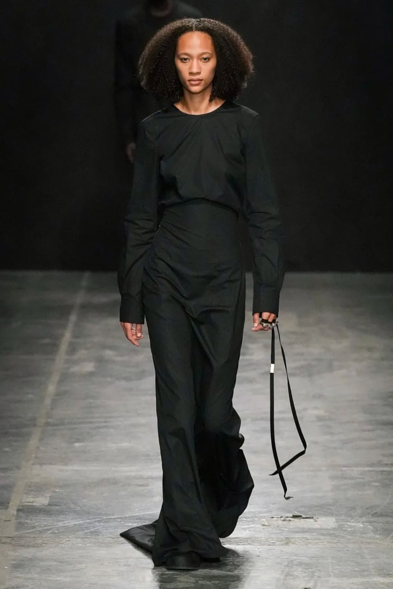 Ann Demeulemeester 正式發佈 2023 春夏系列大秀