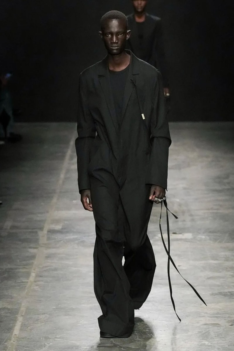 Ann Demeulemeester 正式發佈 2023 春夏系列大秀