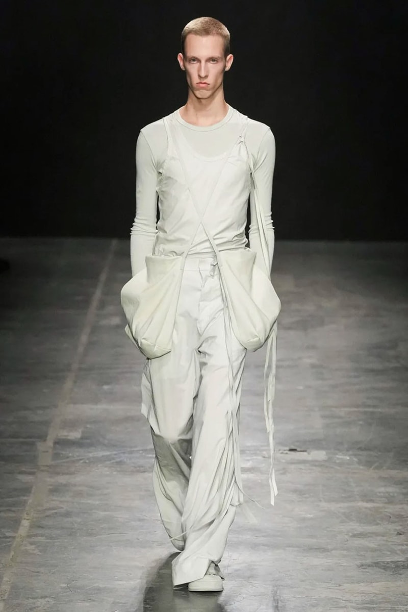 Ann Demeulemeester 正式發佈 2023 春夏系列大秀