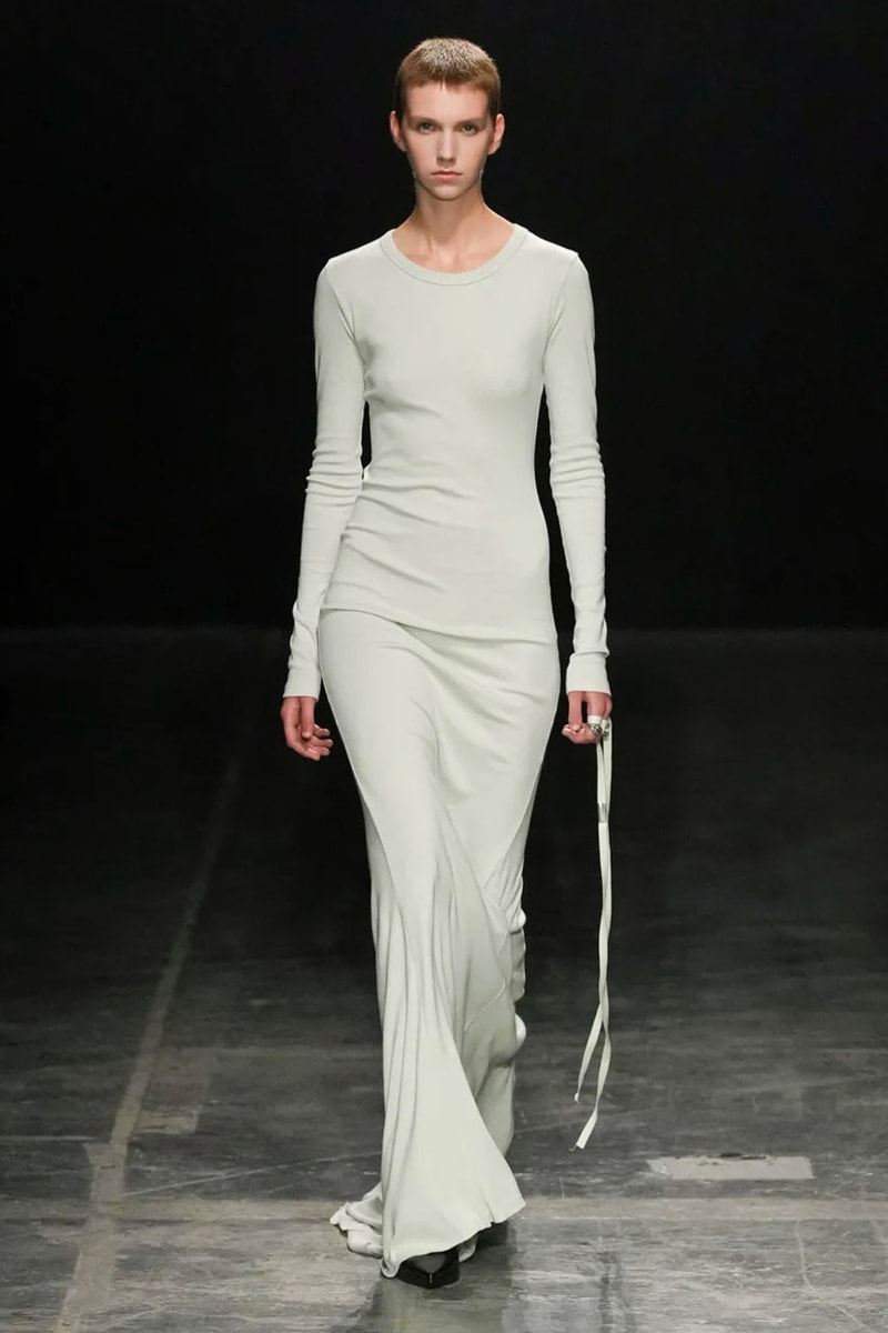 Ann Demeulemeester 正式發佈 2023 春夏系列大秀