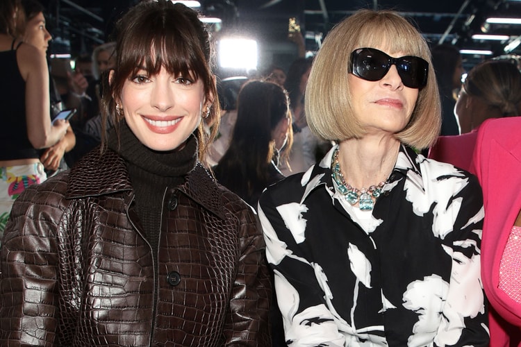 Anne Hathway 回應時裝周還原《穿著 Prada 的惡魔》造型:「完全是巧合」