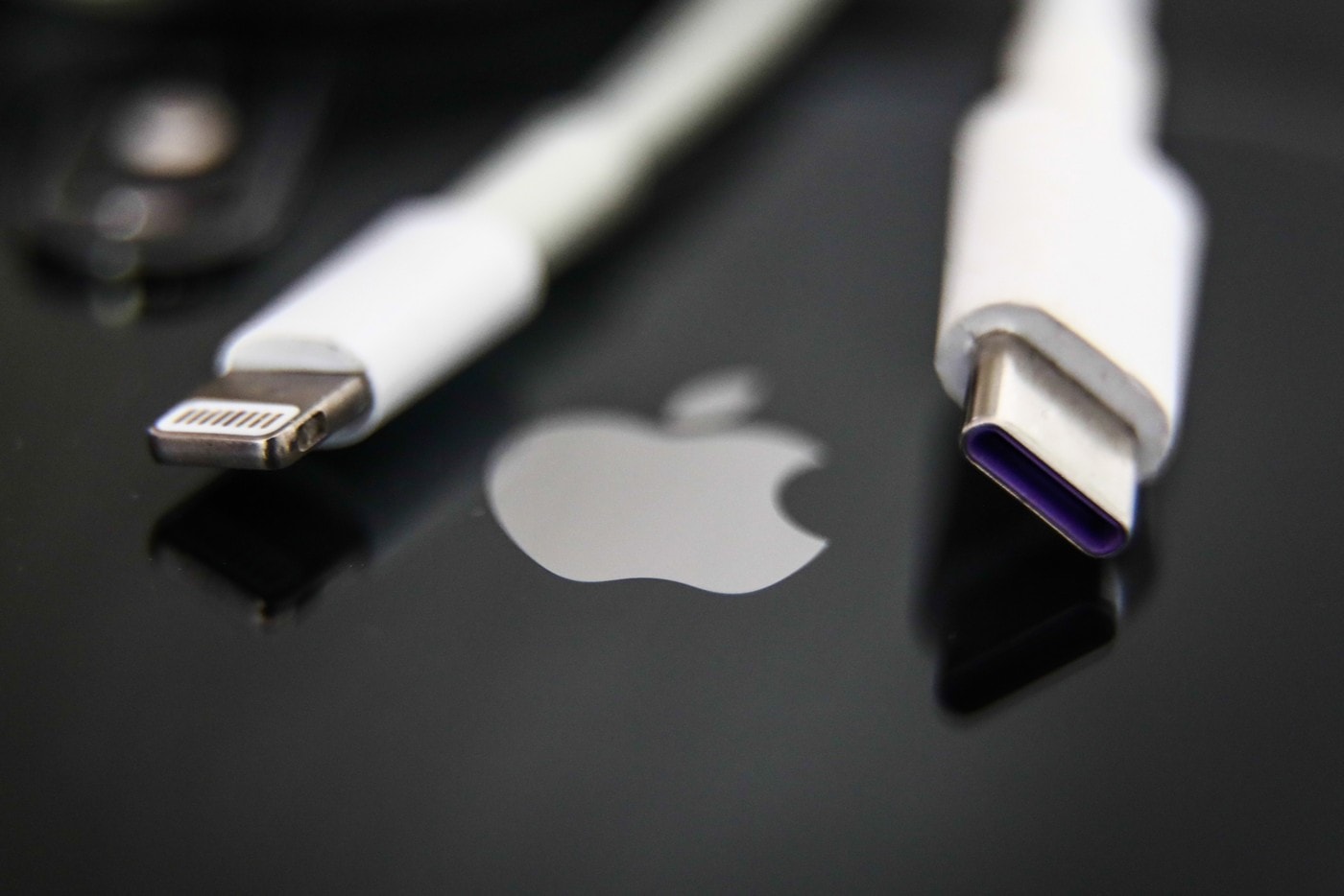 Apple 證實未來 iPhone 將全面採用 USB Type-C 充電端口