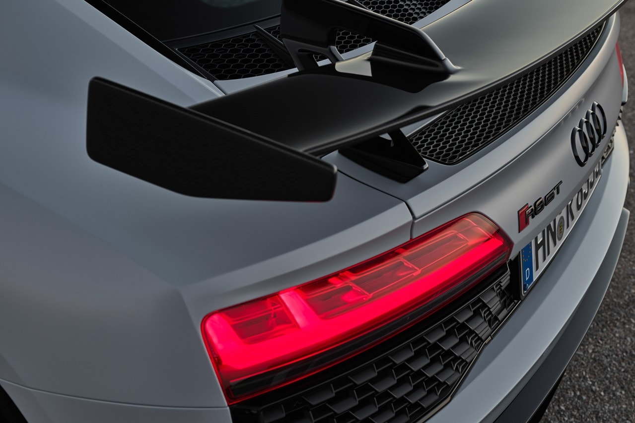 Audi 正式發表歷代最強悍 R8 車型 Coupé V10 GT RWD