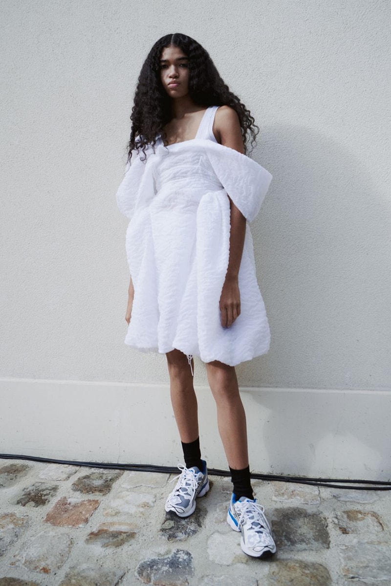 北歐品牌 Cecilie Bahnsen x ASICS 限量聯乘鞋款即將獨家發售