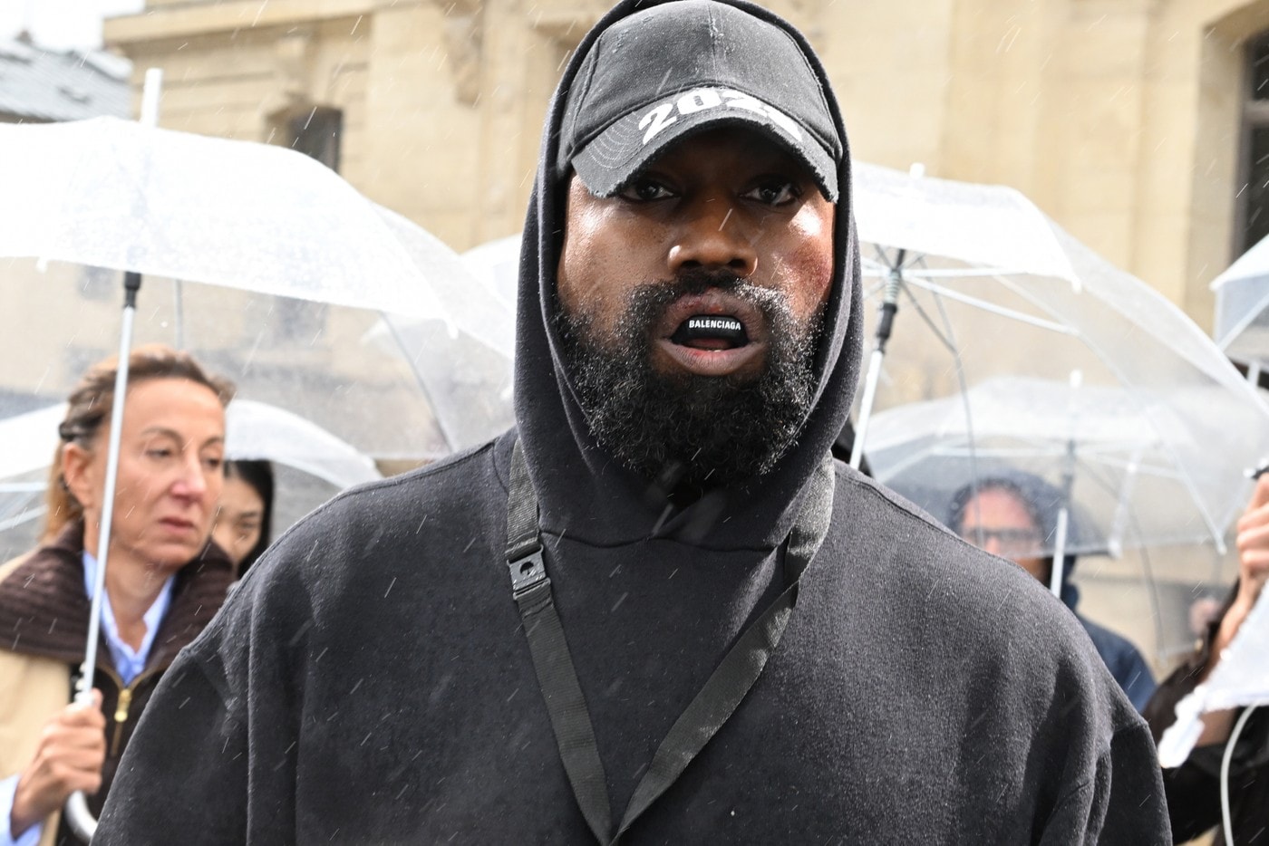 Kanye West 稱 George Floyd 死因並非警察不當執法，家屬怒告索賠 $2.5 億美元