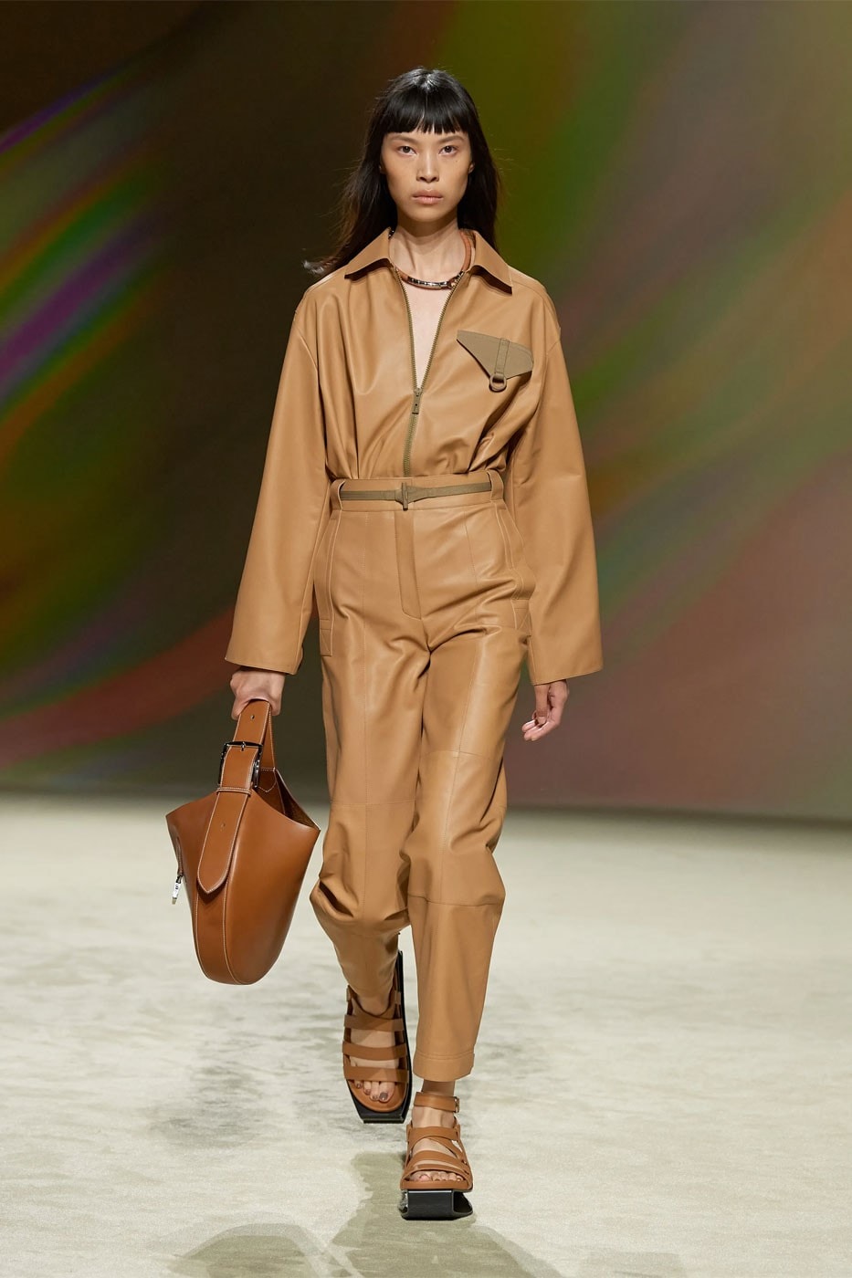 Hermès 正式發佈 2023 春夏女裝系列大秀