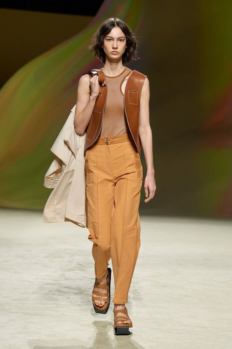 Hermès 正式發佈 2023 春夏女裝系列大秀