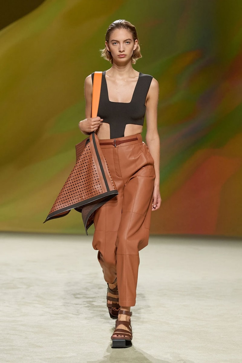 Hermès 正式發佈 2023 春夏女裝系列大秀