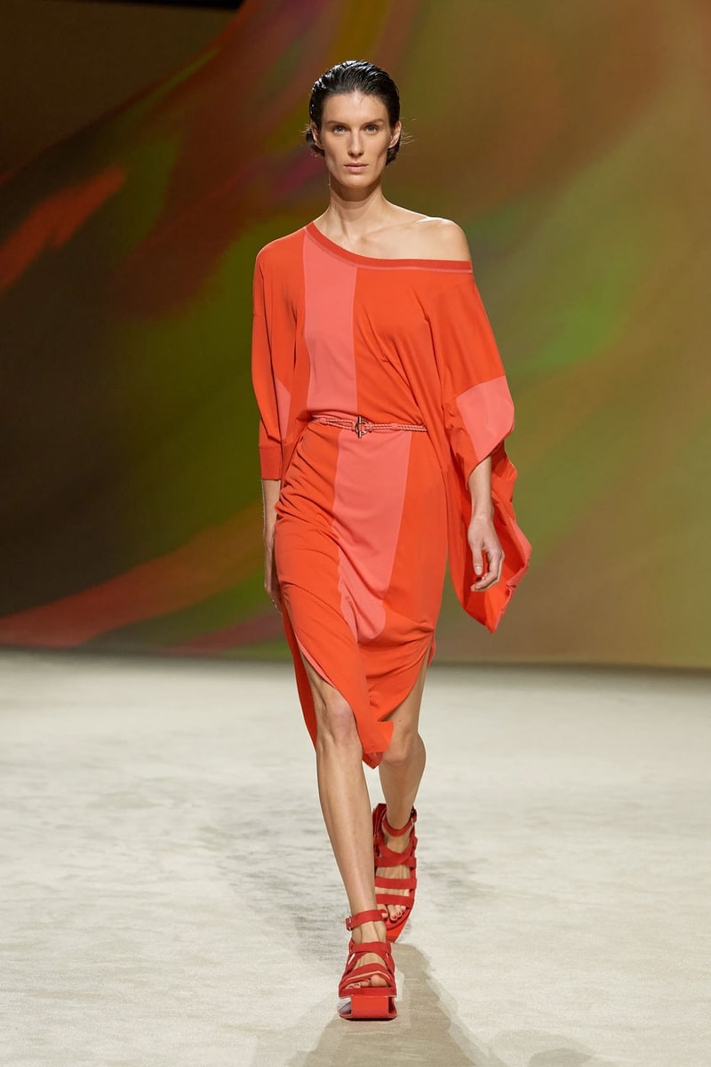 Hermès 正式發佈 2023 春夏女裝系列大秀