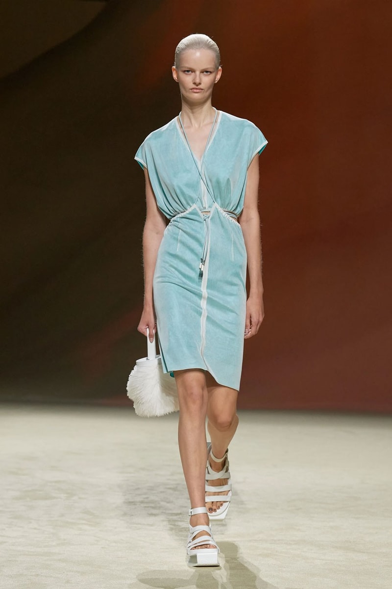 Hermès 正式發佈 2023 春夏女裝系列大秀