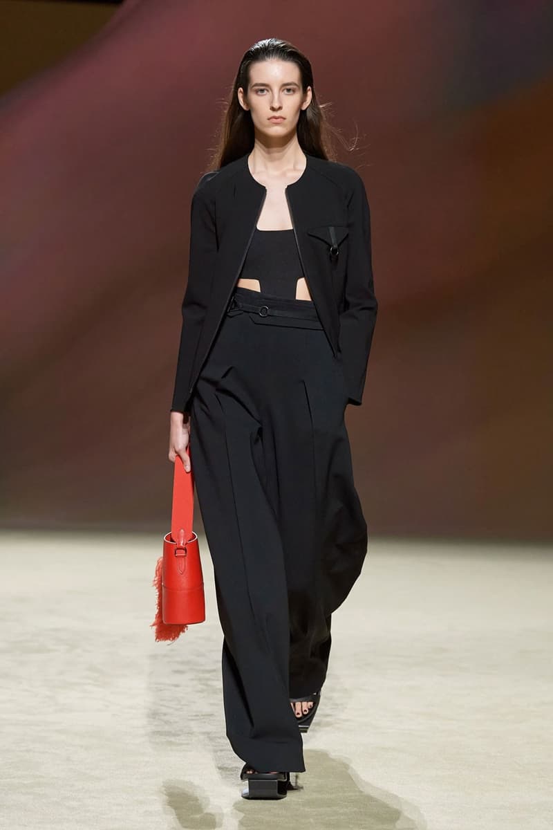 Hermès 正式發佈 2023 春夏女裝系列大秀