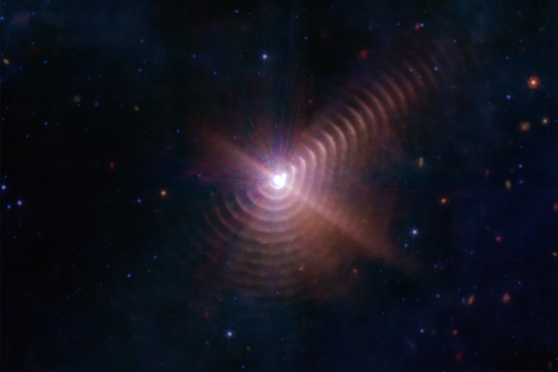 NASA 公開詹姆斯韋伯太空望遠鏡拍攝罕見「雙星系統」圖像