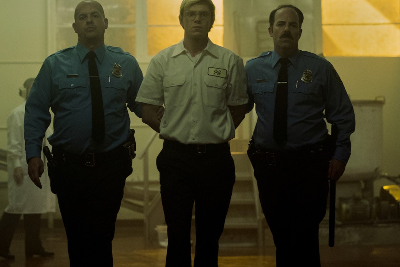 連續殺人犯影集《食人魔達默》成為 Netflix 收視率第二高英語影集