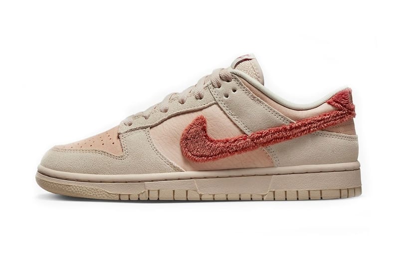 率先近賞 Nike Dunk Low 最新粉色絨毛款式「Terry Swoosh」
