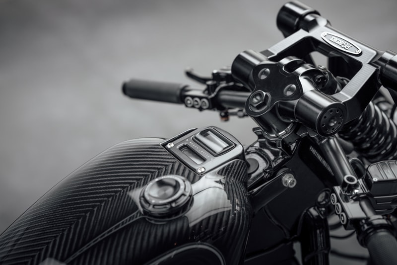 Rough Crafts 打造 Harley-Davidson 全新定製車型「Asphalt Glider」