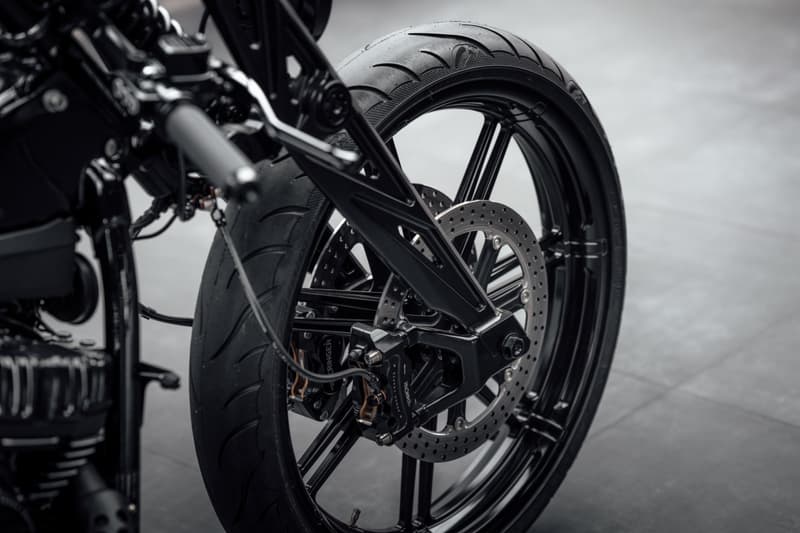 Rough Crafts 打造 Harley-Davidson 全新定製車型「Asphalt Glider」