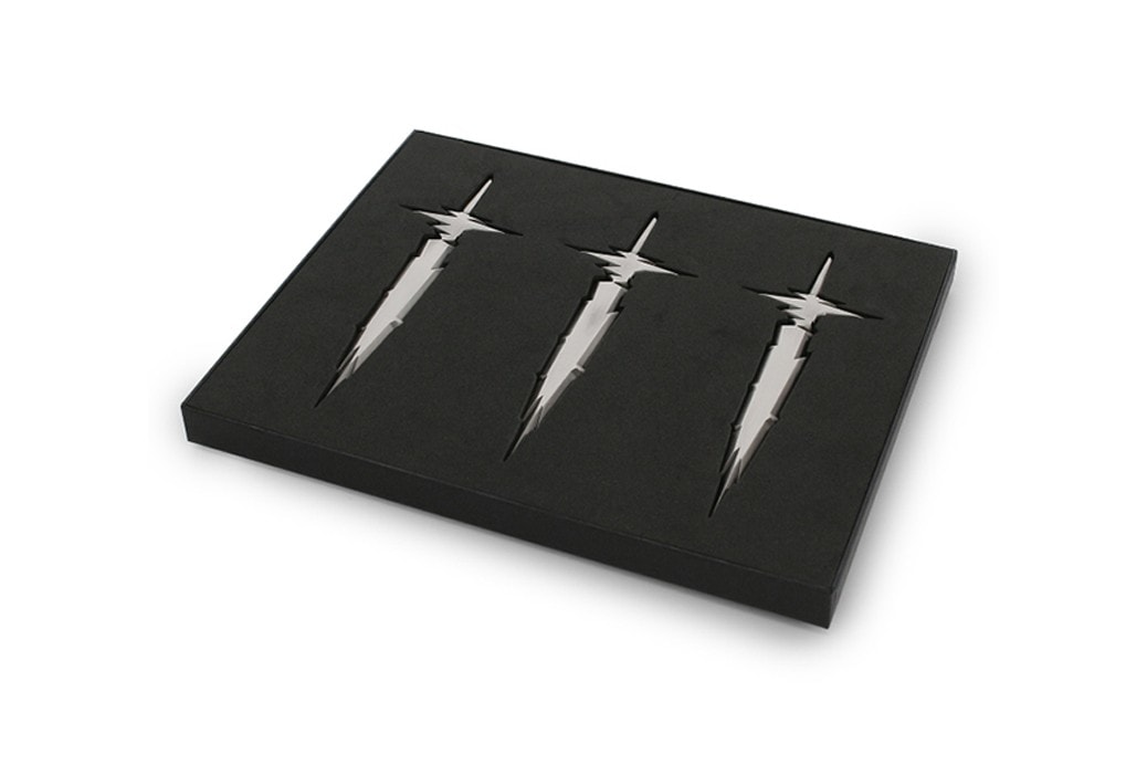 《遊戲王 Yu-Gi-Oh!》推出經典卡牌「光之護封劍」造型拆信刀