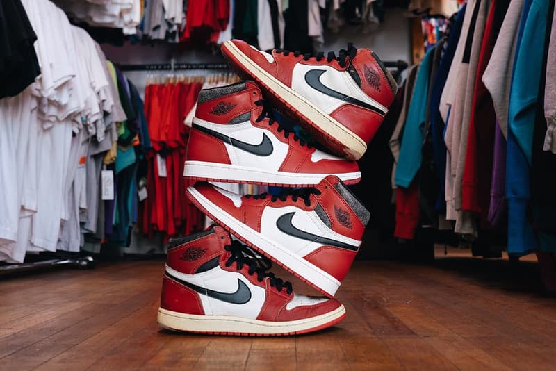 實際比對 1985 Air Jordan 1「Chicago」與 2022 Air Jordan 1「Lost & Found」