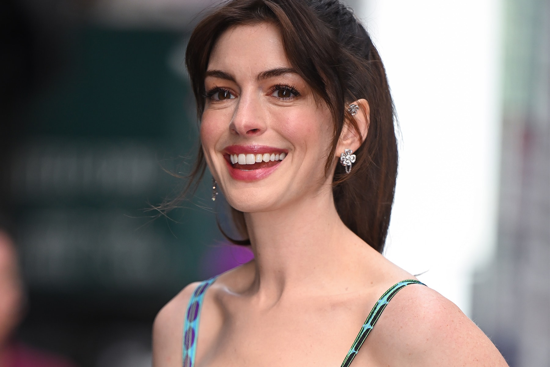 Anne Hathaway 談論《穿著 Prada 的惡魔》續集製作可能性