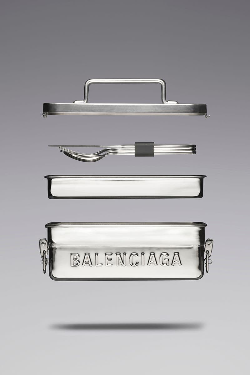 Balenciaga 正式發佈全新生活物品、寵物用品