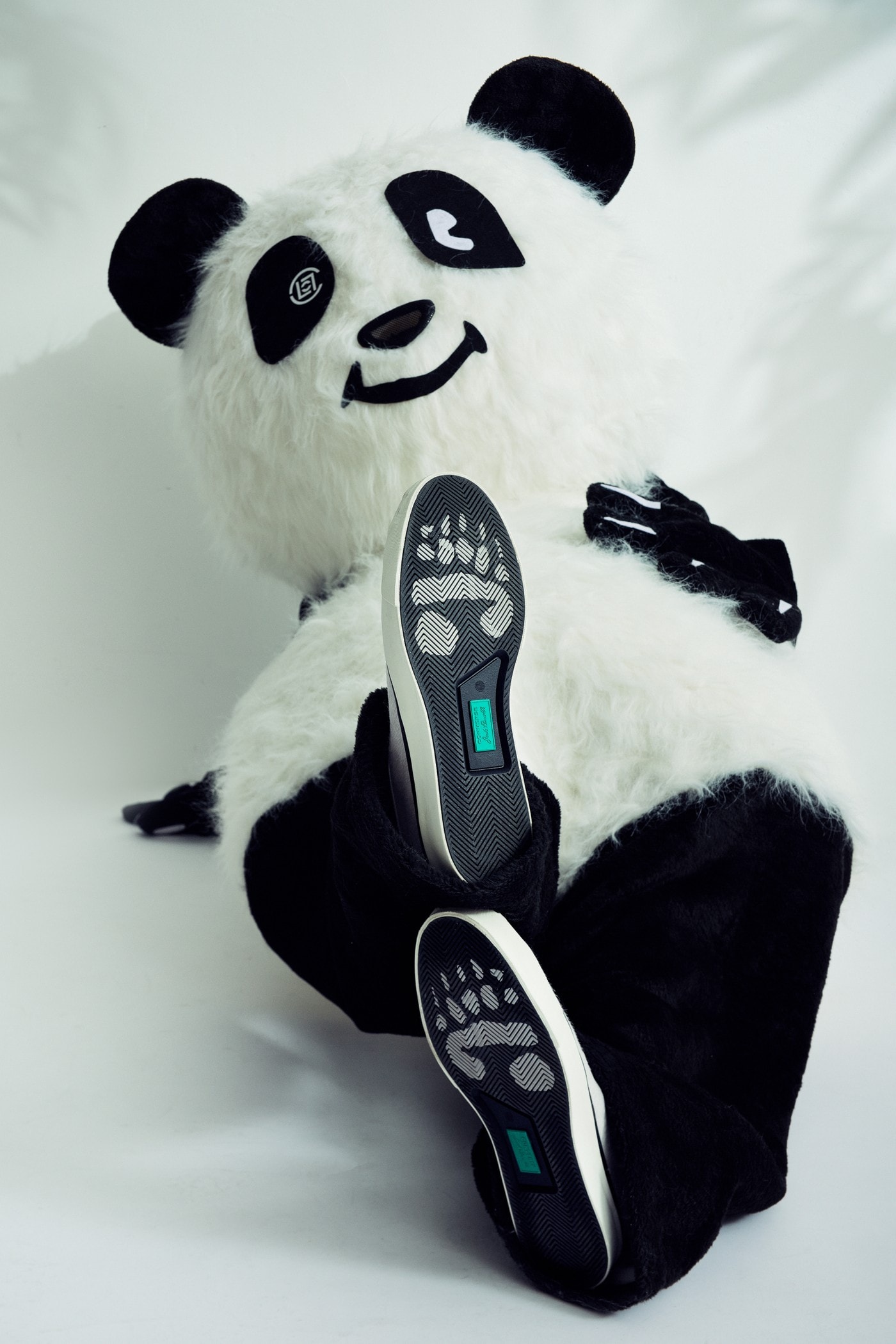 CLOT x CONVERSE 最新聯名系列「Panda Pack」正式登場