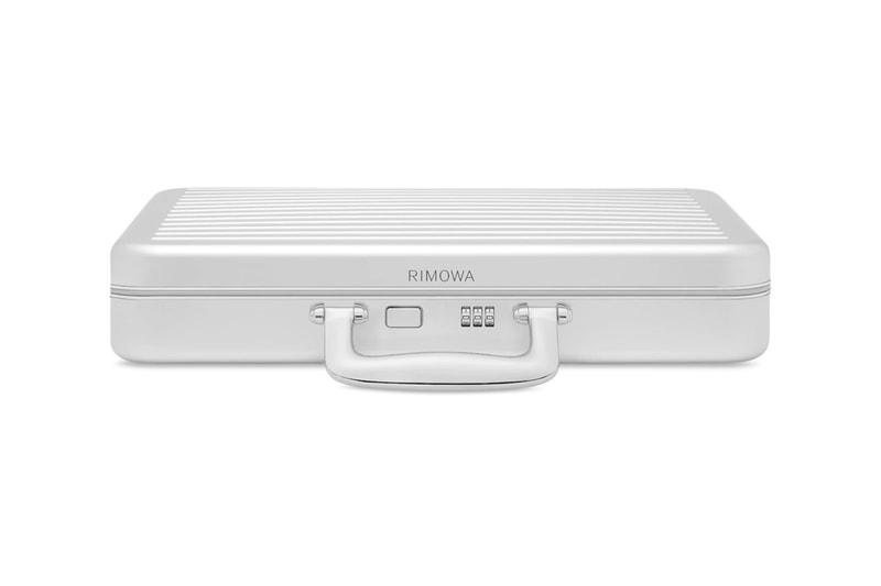 RIMOWA 推出全新限量 Poker Attaché 套裝