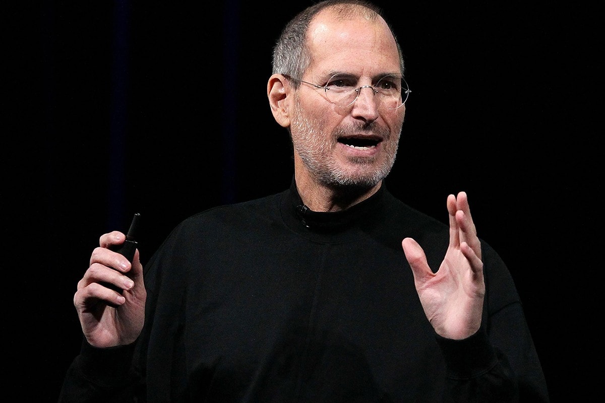 Steve Jobs 親著 Birkenstock 二手涼拖以超越 $20 萬美金拍賣成交