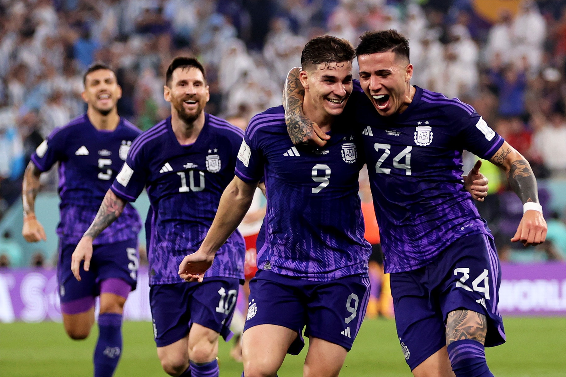 2022 世界盃 – 阿根廷 2：0 擊敗波蘭順利晉級 16 強淘汰賽