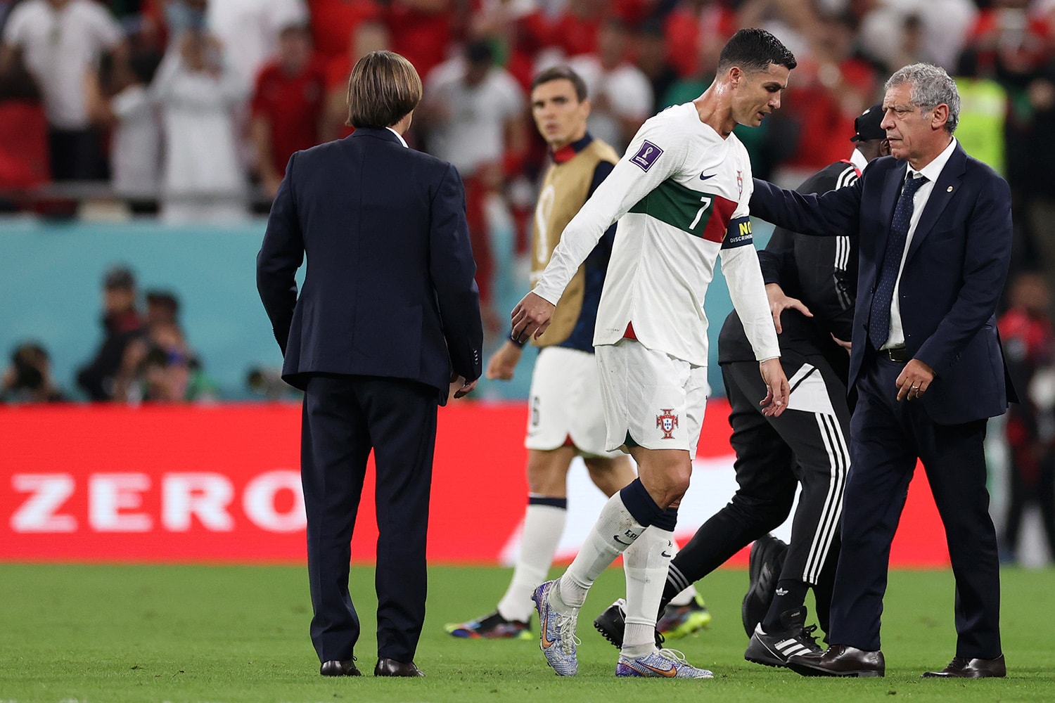 2022 世界盃 – 葡萄牙總教練 Fernando Santos 表示不後悔把 Cristiano Ronaldo 放在替補