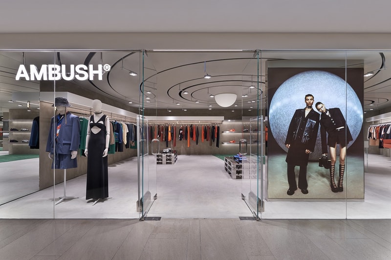 率先走進 AMBUSH® 全新香港門店「HONG KONG WORKSHOP」