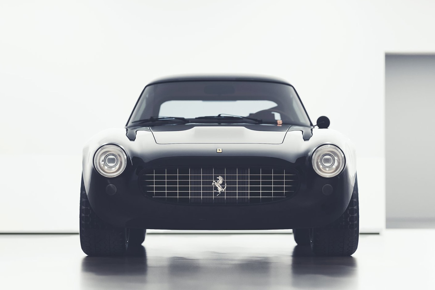 Forge Design 打造經典車款 Ferrari 250 GT SWB Berlinetta 現代化改裝