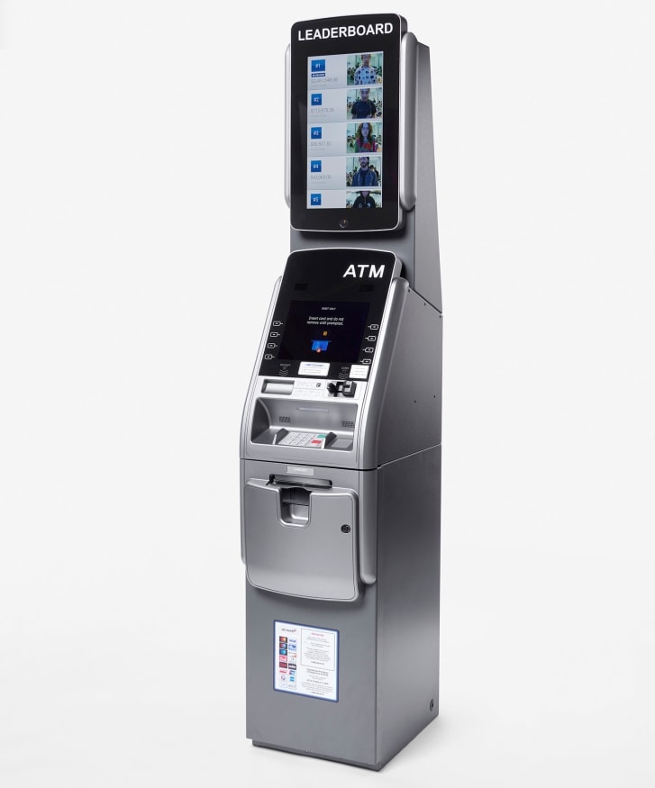 滿足炫富心態？這台 ATM 將公開你的存款餘額					