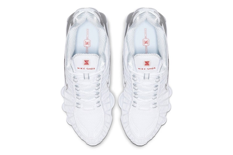 Nike Shox TL 最新復刻配色「Black」及「White」率先曝光