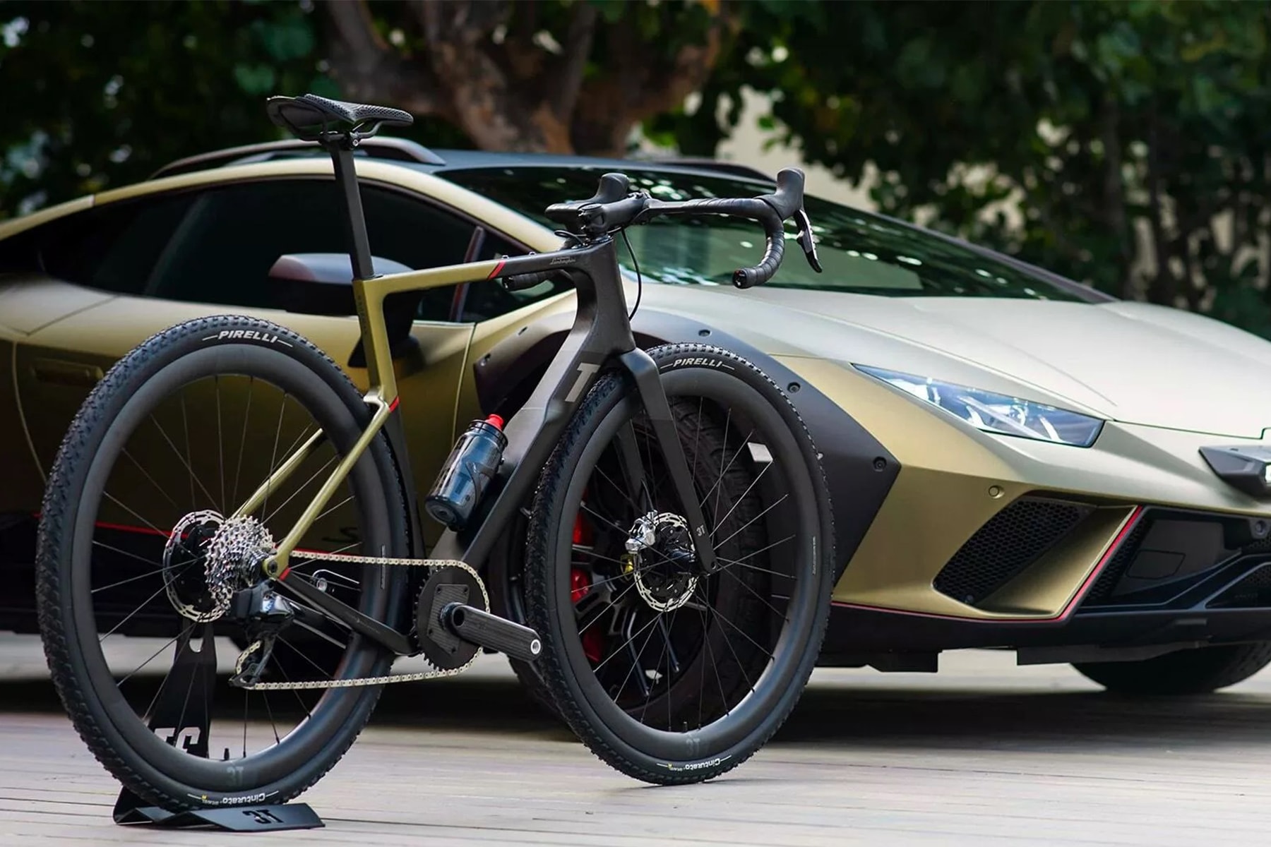 Lamborghini 推出越野跑車 Huracan Sterrato 全新限量聯名自行車