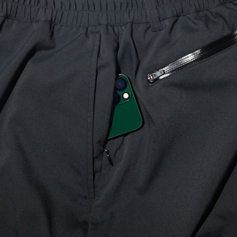 「保有躁動與叛逆的服裝」4DIMENSION x DeMarcoLab 全新聯名企劃