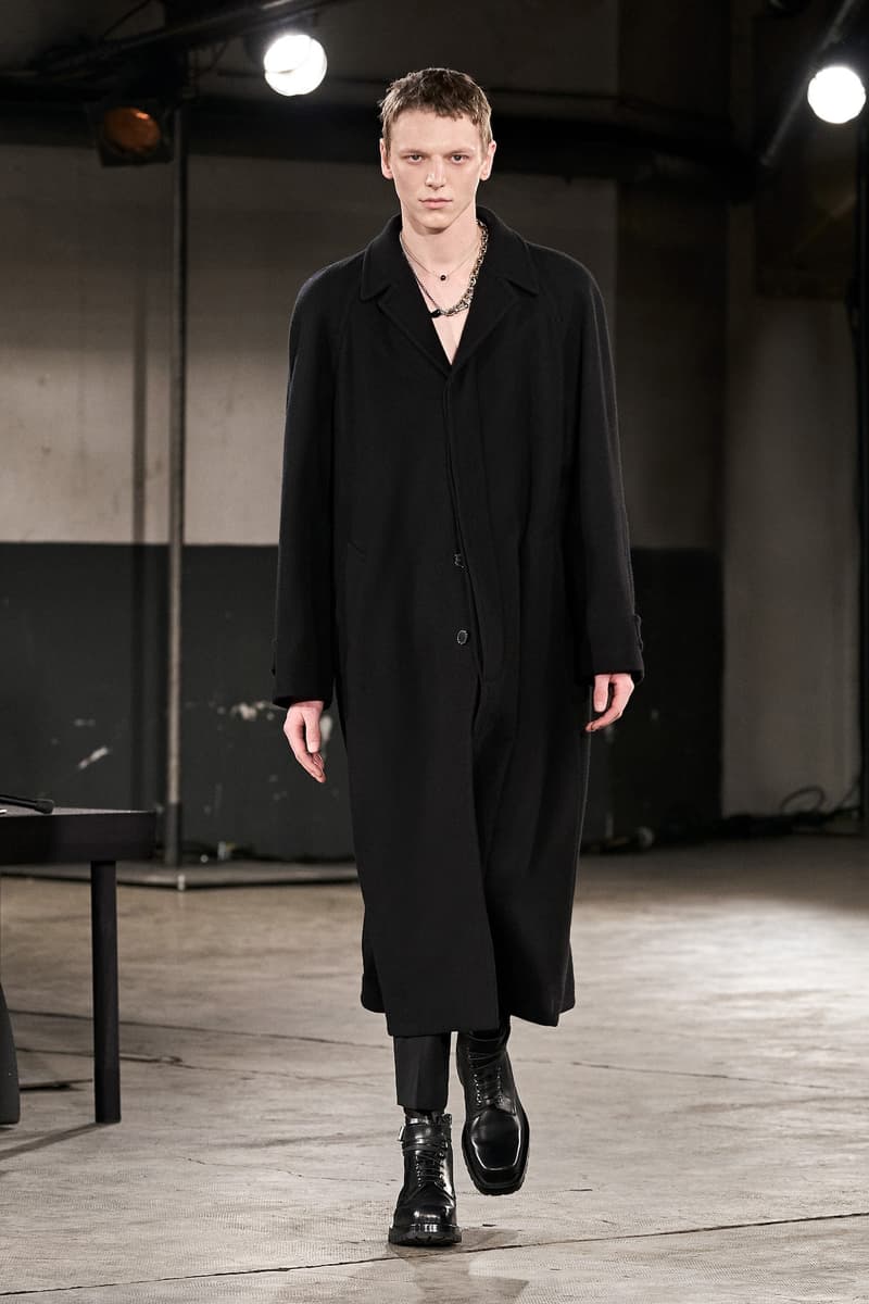 Dries Van Noten 2023 全新秋冬男裝系列大秀正式登場