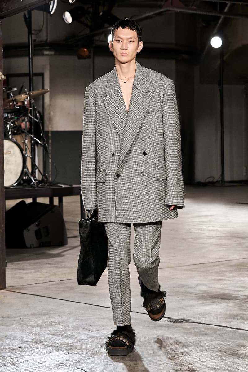 Dries Van Noten 2023 全新秋冬男裝系列大秀正式登場