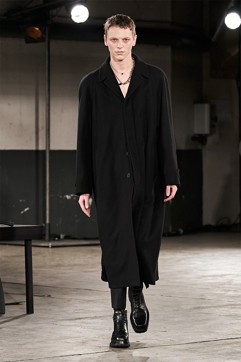 Dries Van Noten 正式發佈 2023 秋冬男裝系列大秀