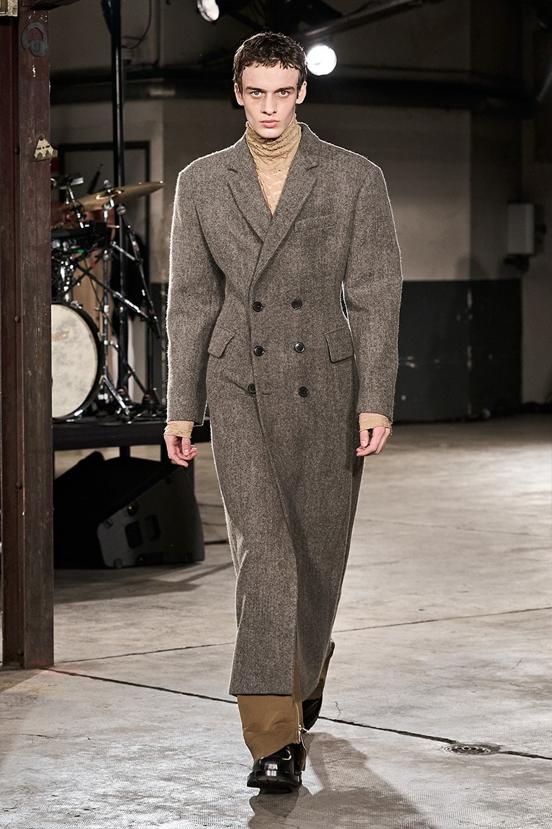 Dries Van Noten 正式發佈 2023 秋冬男裝系列大秀